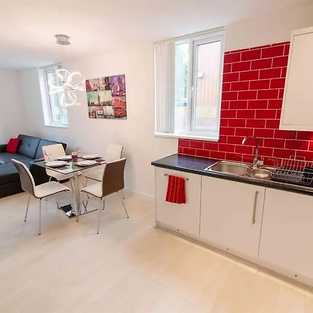 Live In Leeds Nazarene Apartment Leeds (West Yorkshire)