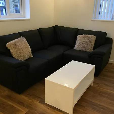 Apartment Live In Leeds Nazarene