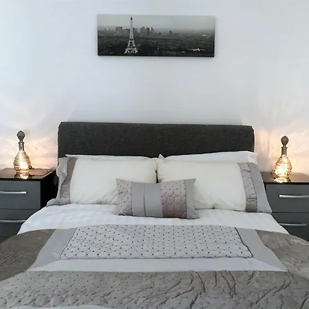 Live In Leeds Nazarene Apartment *