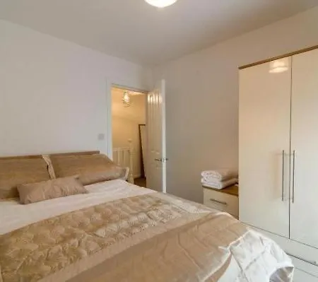 Live In Nazarene Leeds (West Yorkshire)