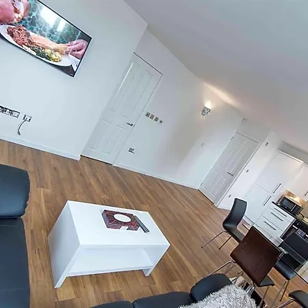Apartment Live In Nazarene