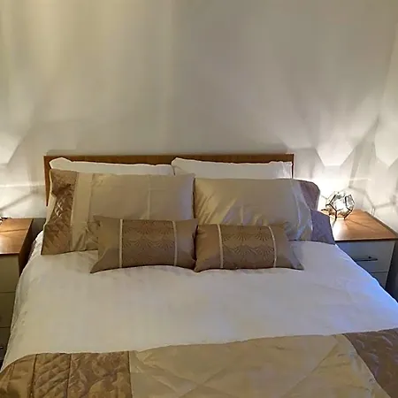Apartment Live In Nazarene