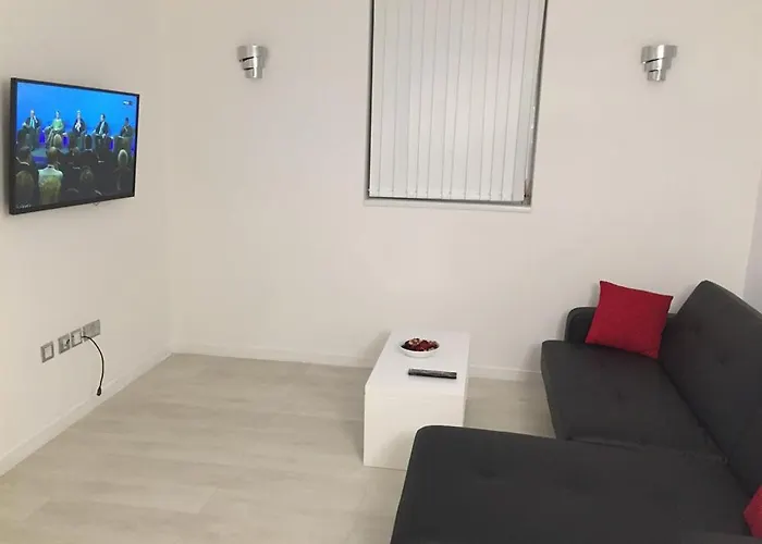 Live In Nazarene Apartment *