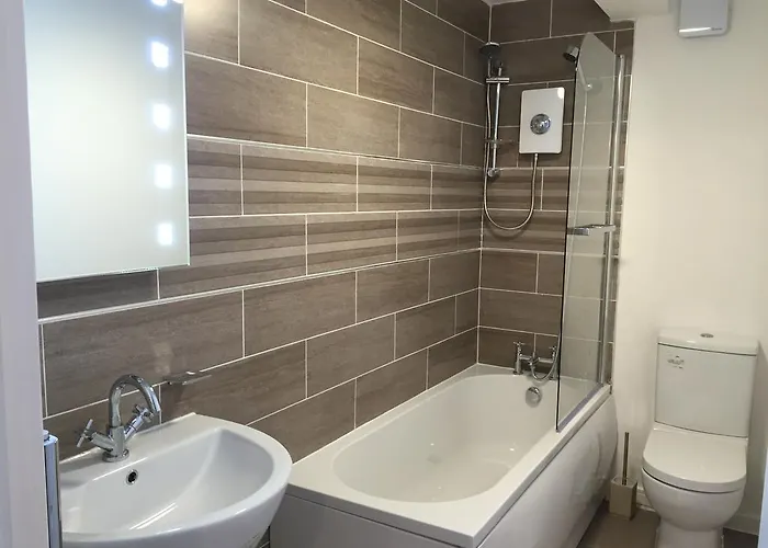 Live In Nazarene Apartment Leeds (West Yorkshire)