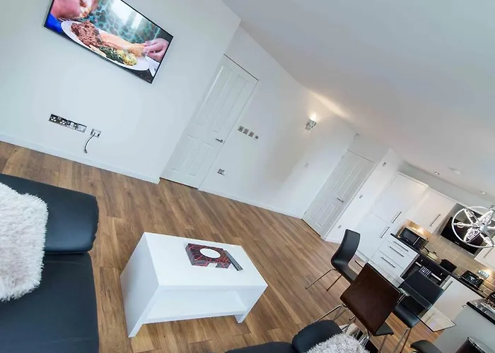 Apartment Live In Nazarene *